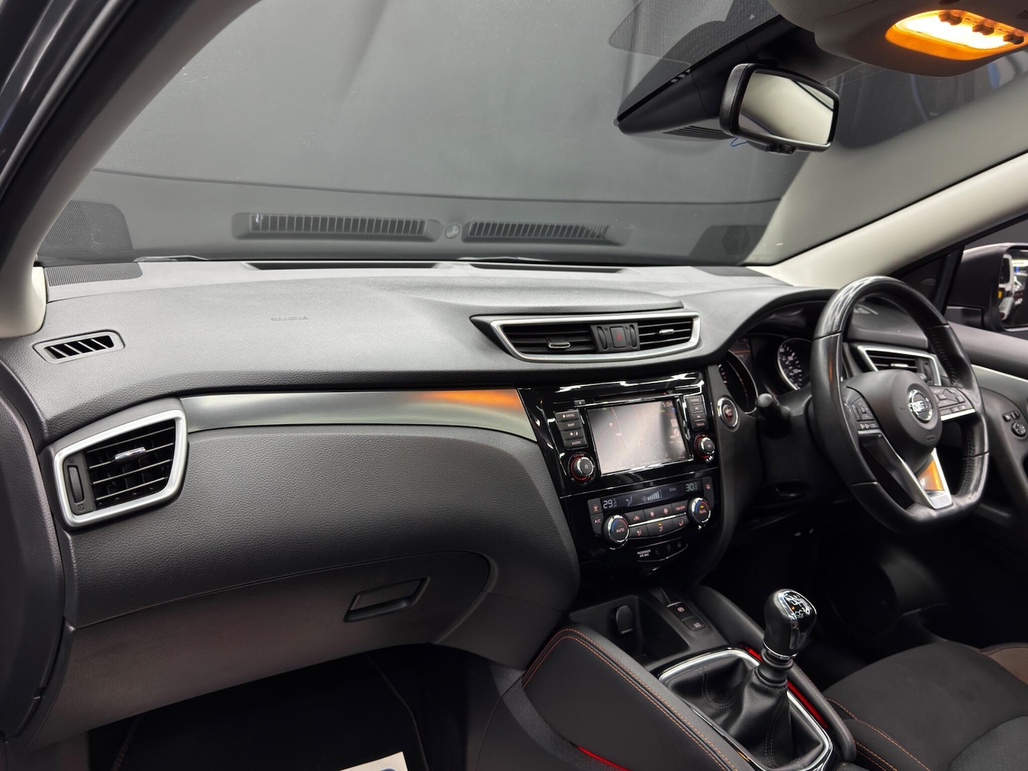 Used Nissan Qashqai for sale - 77853620: Photo 11