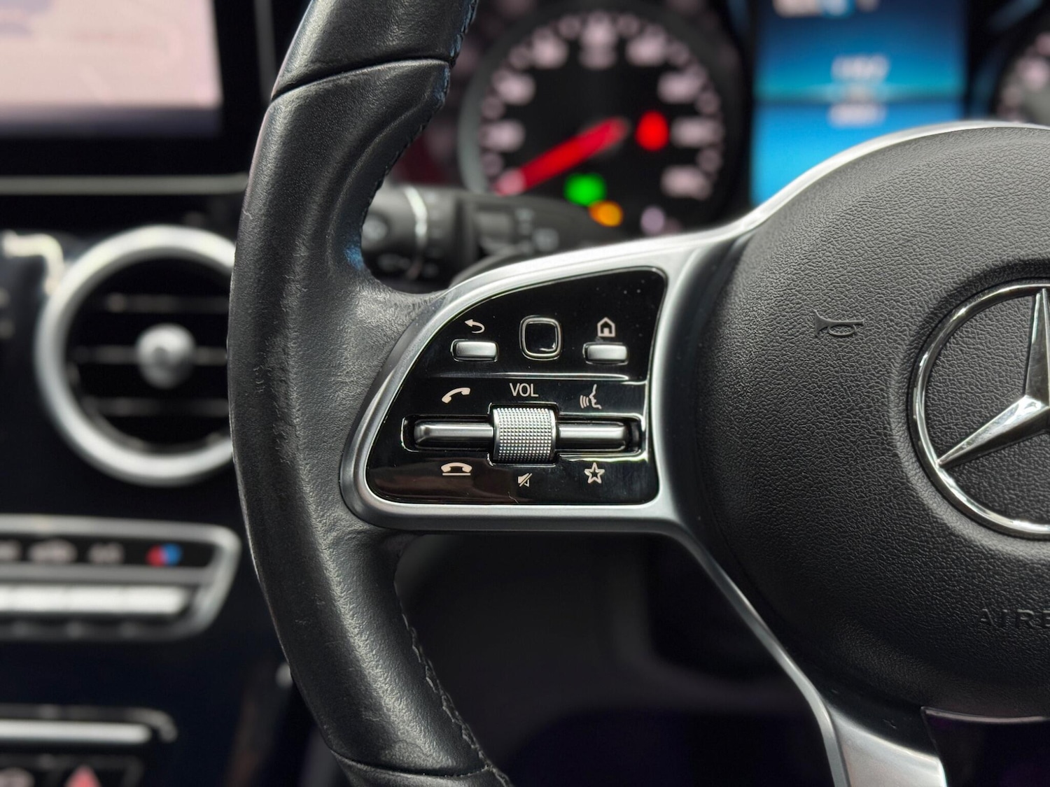 Used Mercedes-Benz C Class 2019 for sale - 77202468: Photo 20