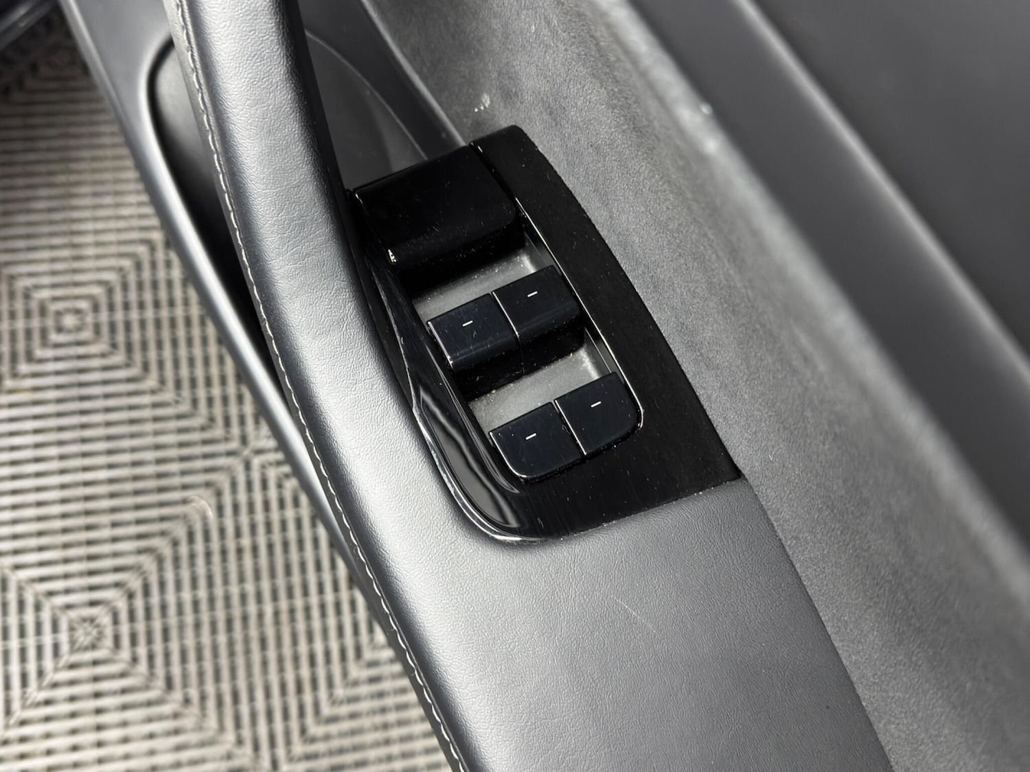 Used Tesla Model 3 for sale - 77794297: Photo 41