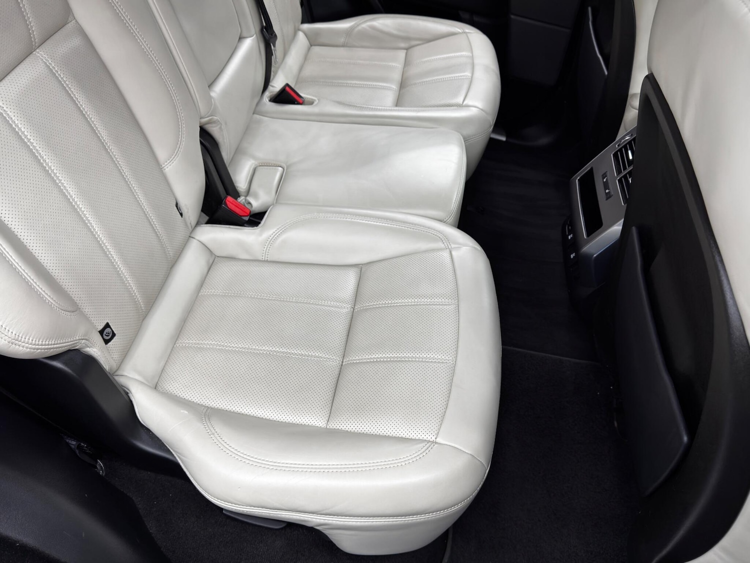 Used Land Rover Range Rover Sport 2018 for sale - 76645799: Photo 16