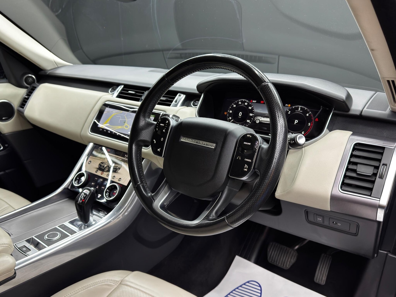 Used Land Rover Range Rover Sport 2018 for sale - 76645799: Photo 9