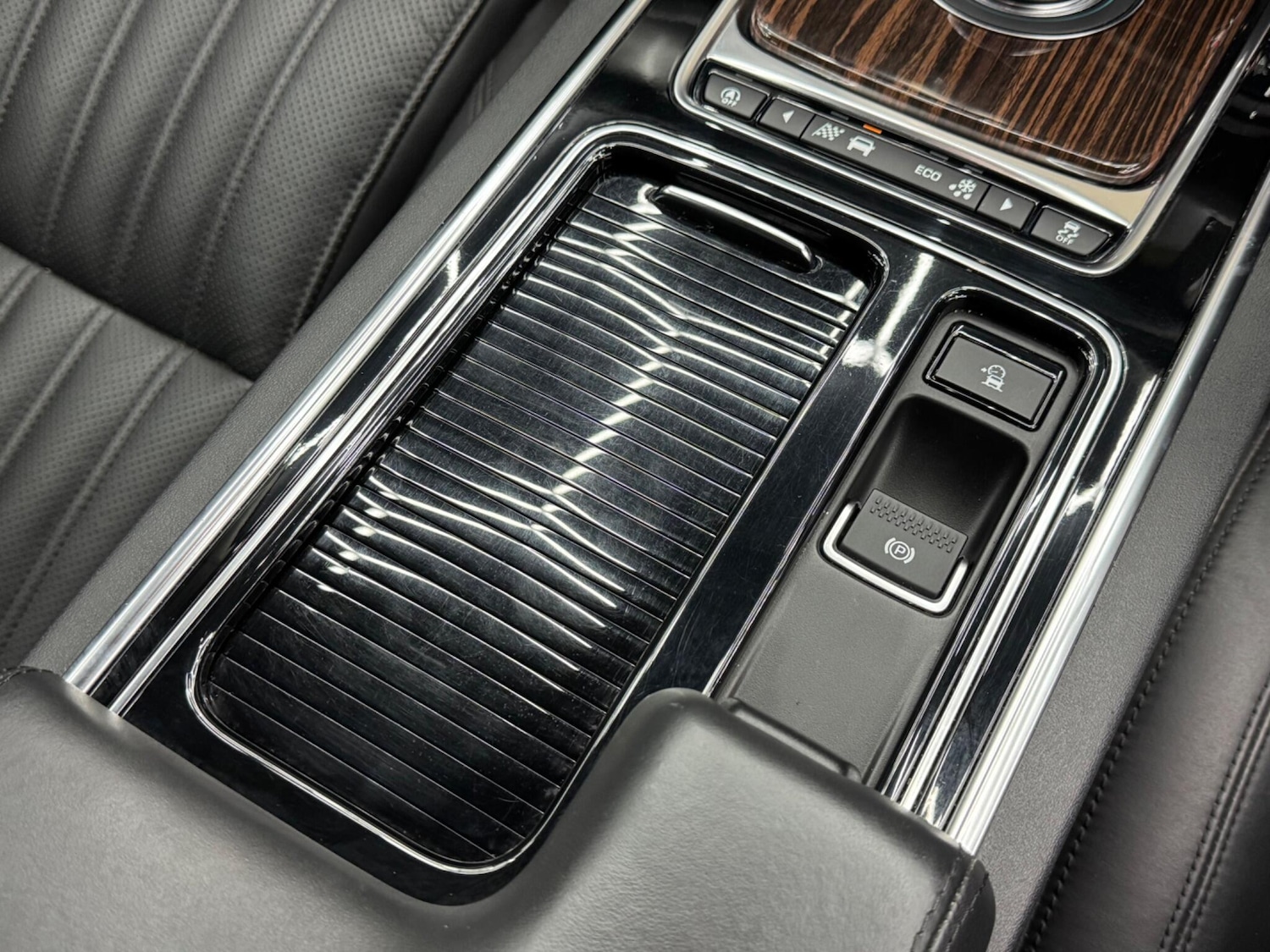 Used Jaguar XF 2018 for sale - 76537754: Photo 24