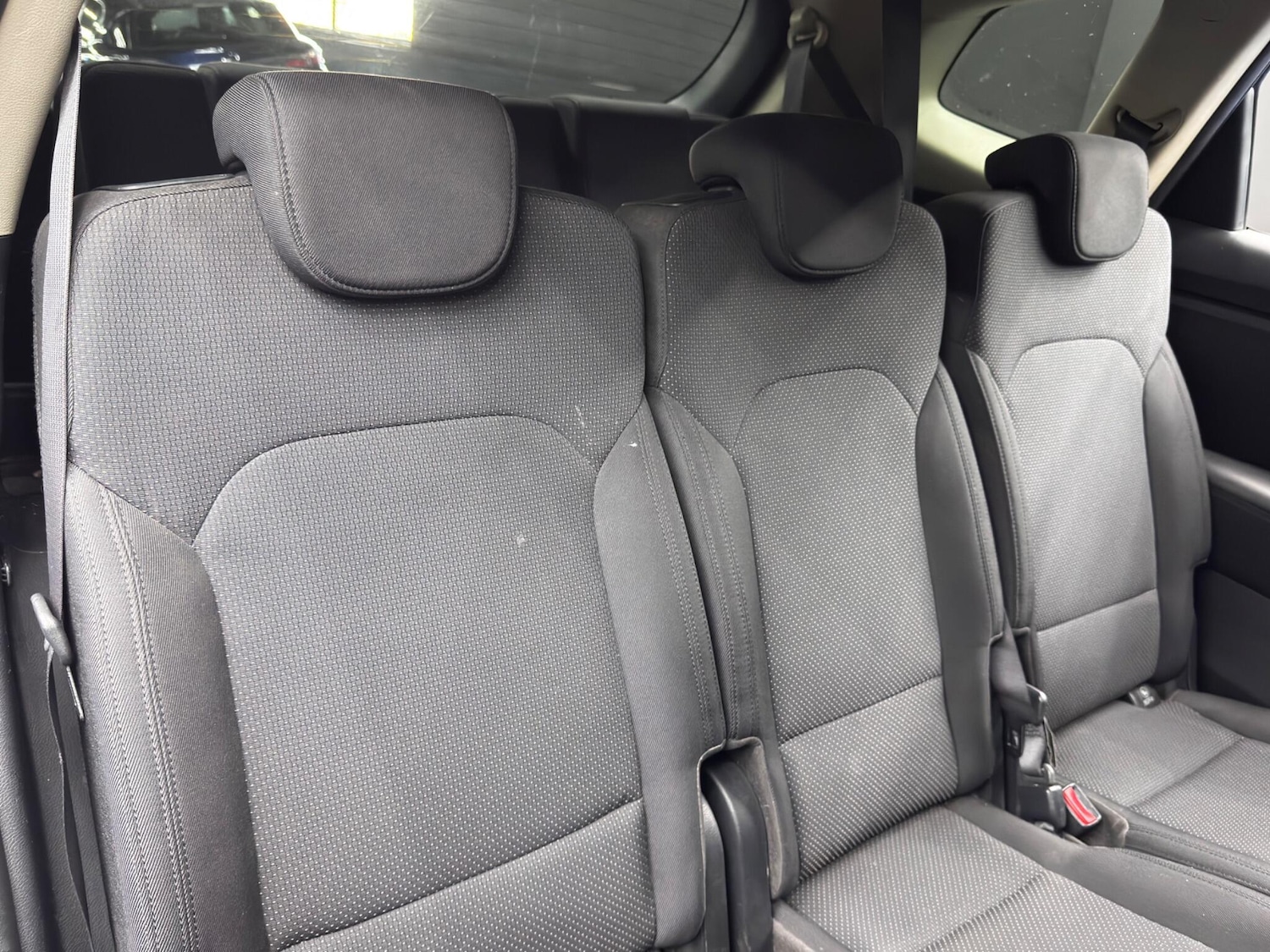 Used Kia Carens 2015 for sale - 76995889: Photo 15