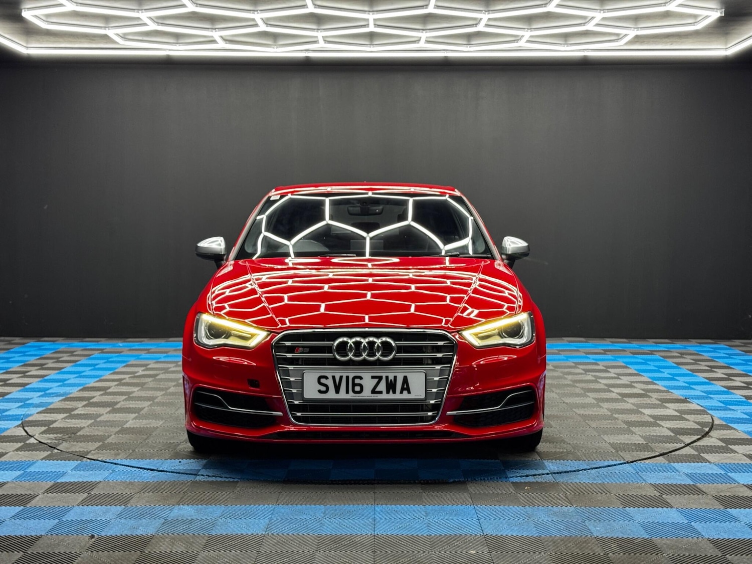 Used Audi A3 2016 for sale - 76585517: Photo 2