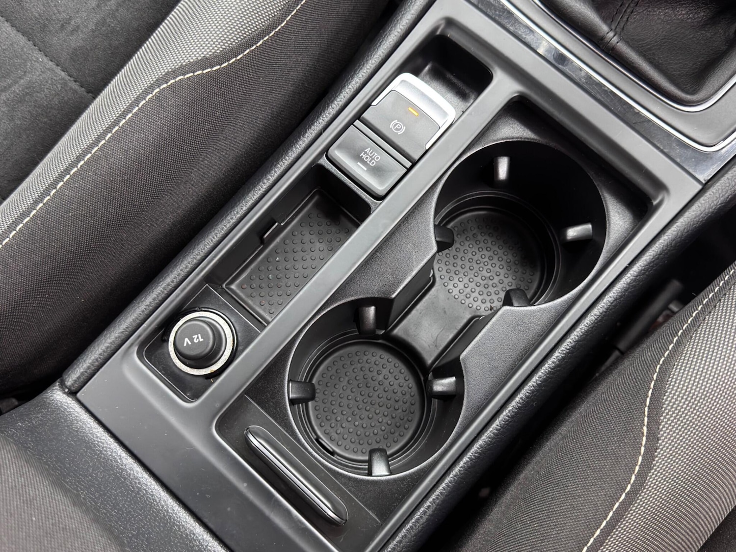 Used Volkswagen Golf 2015 for sale - 76688625: Photo 25