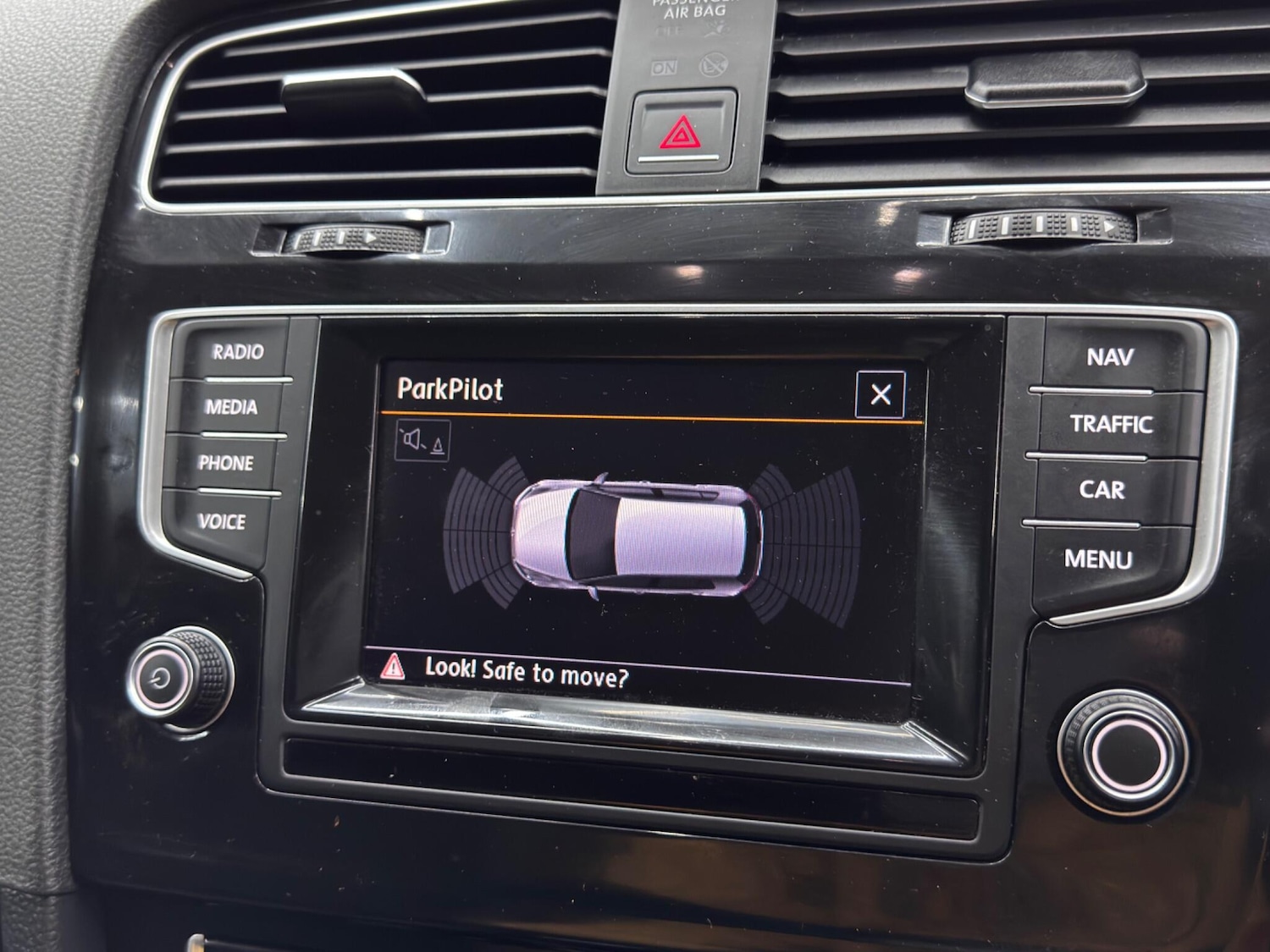 Used Volkswagen Golf 2015 for sale - 76688625: Photo 33