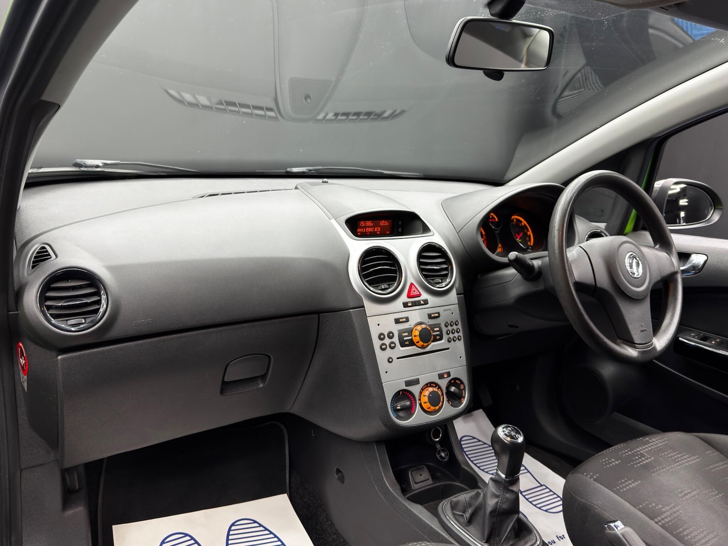 Used Vauxhall Corsa 2014 for sale - 76360415: Photo 11