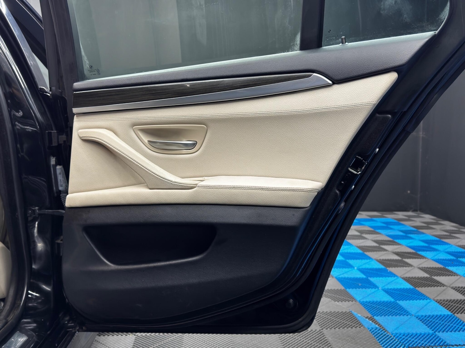 Used BMW 5 Series for sale - 77550286: Photo 45