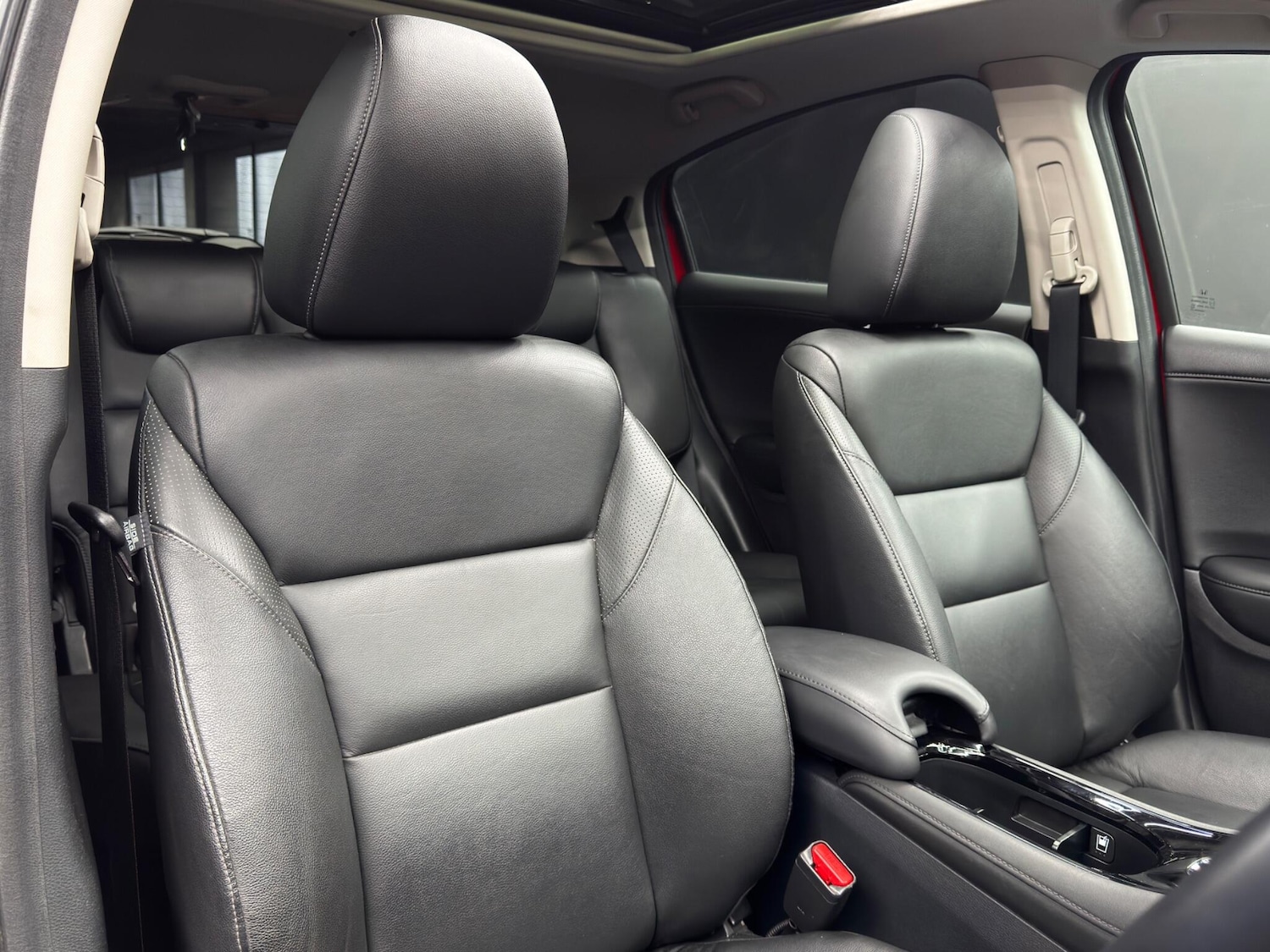 Used Honda HR-V 2017 for sale - 77550690: Photo 12