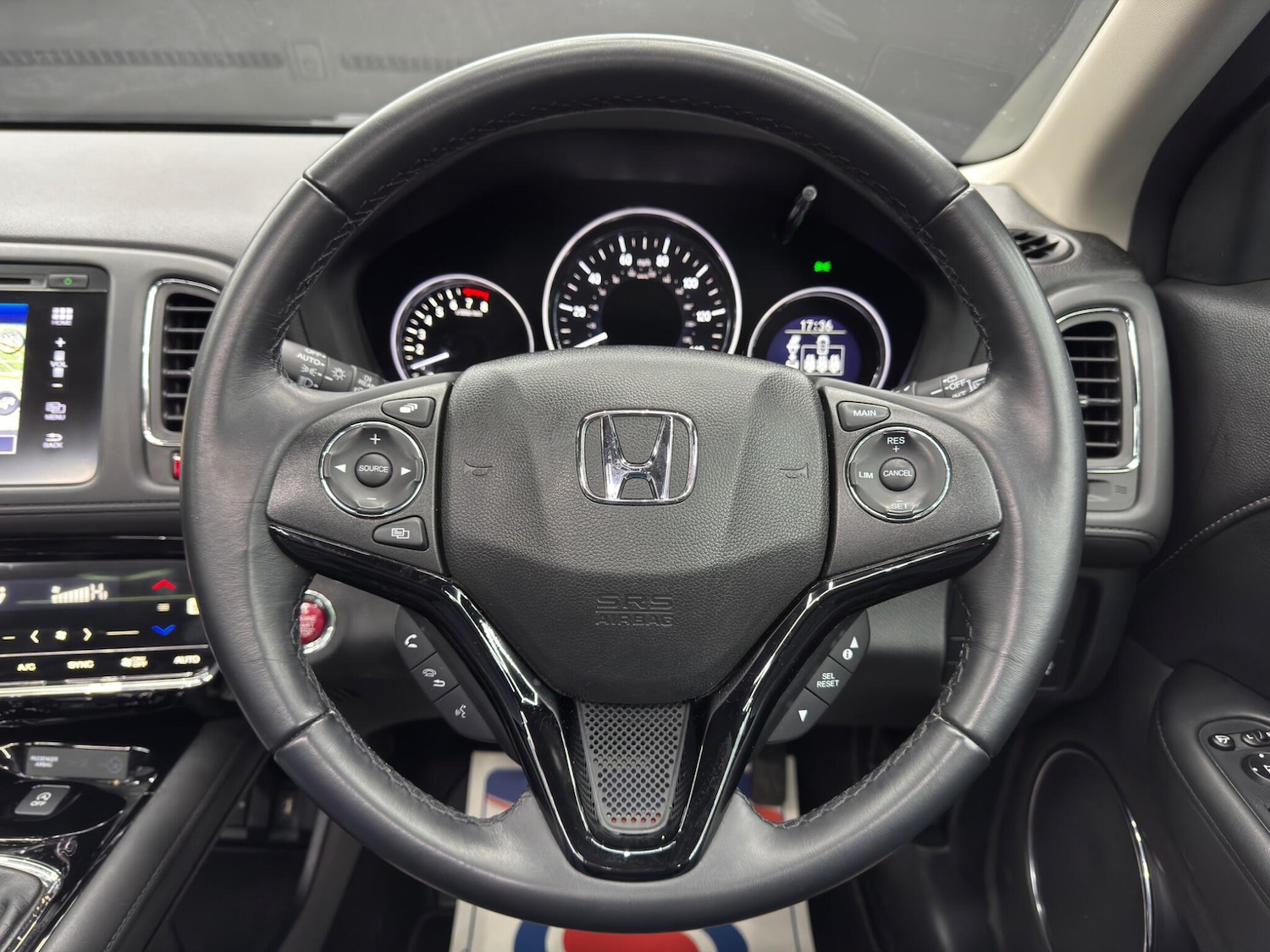 Used Honda HR-V 2017 for sale - 77550690: Photo 19