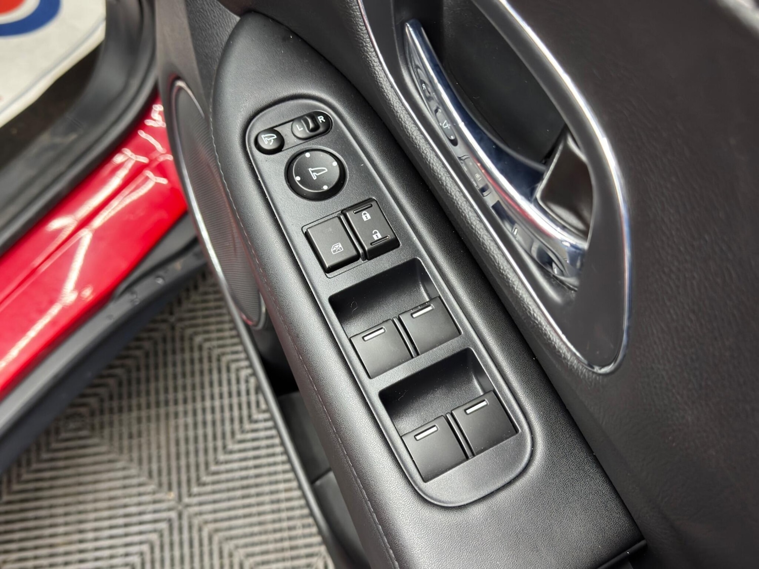 Used Honda HR-V 2017 for sale - 77550690: Photo 38