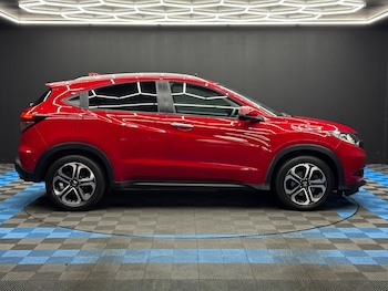 Used Honda HR-V 2017 for sale - 77550690: Photo