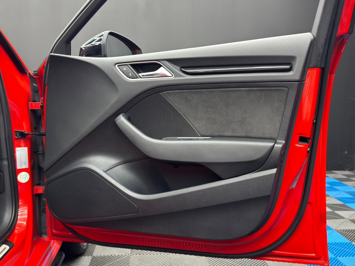 Used Audi RS3 2016 for sale - 76865208: Photo 38