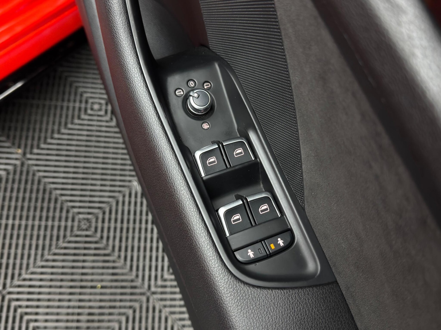 Used Audi RS3 2016 for sale - 76865208: Photo 40