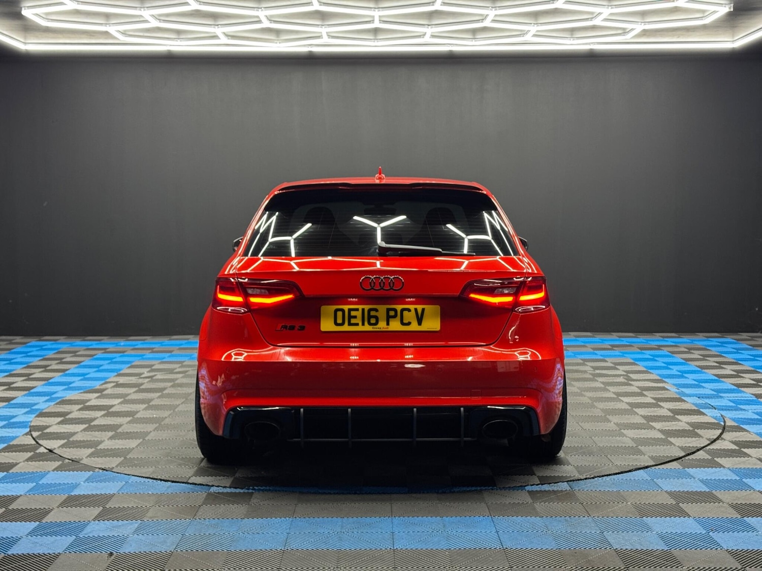 Used Audi RS3 2016 for sale - 76865208: Photo 6