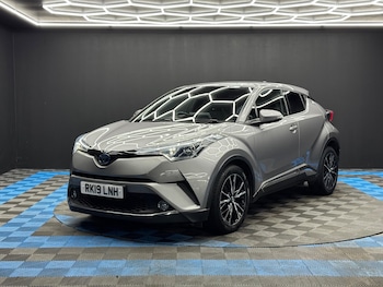 Used Toyota C-HR 2019 for sale - 79255970: Photo