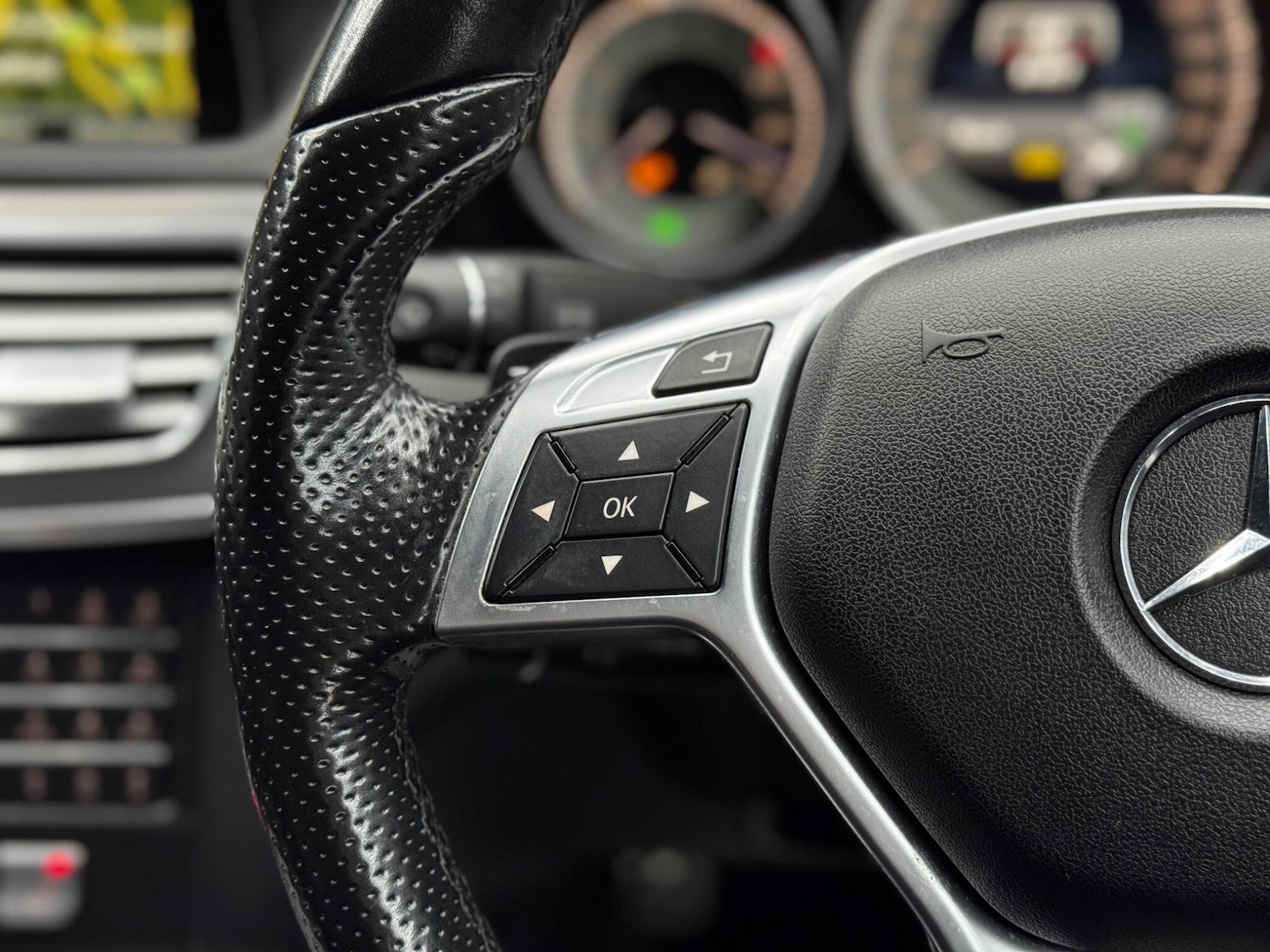 Used Mercedes-Benz E Class 2015 for sale - 77738581: Photo 20