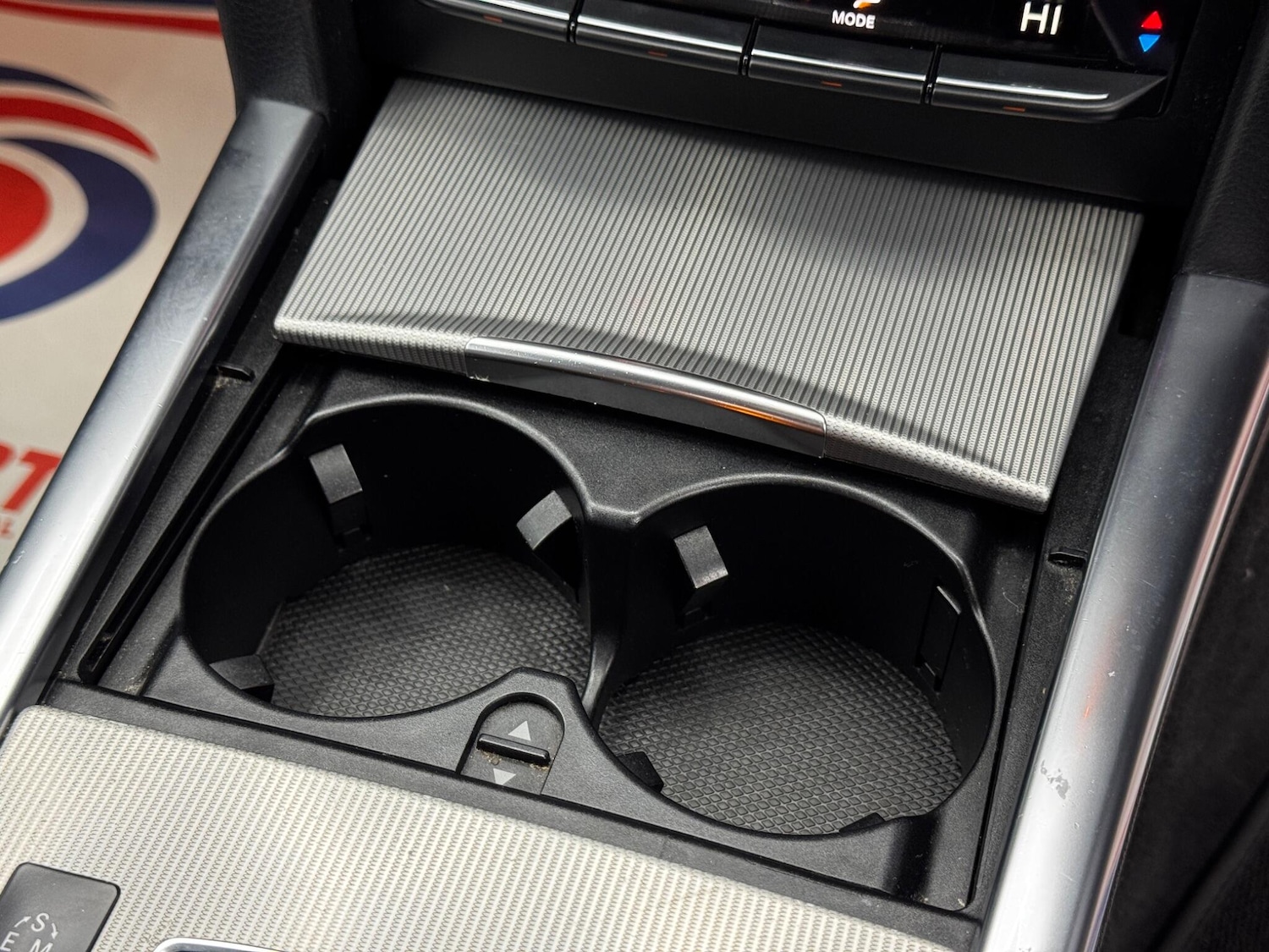 Used Mercedes-Benz E Class 2015 for sale - 77738581: Photo 25