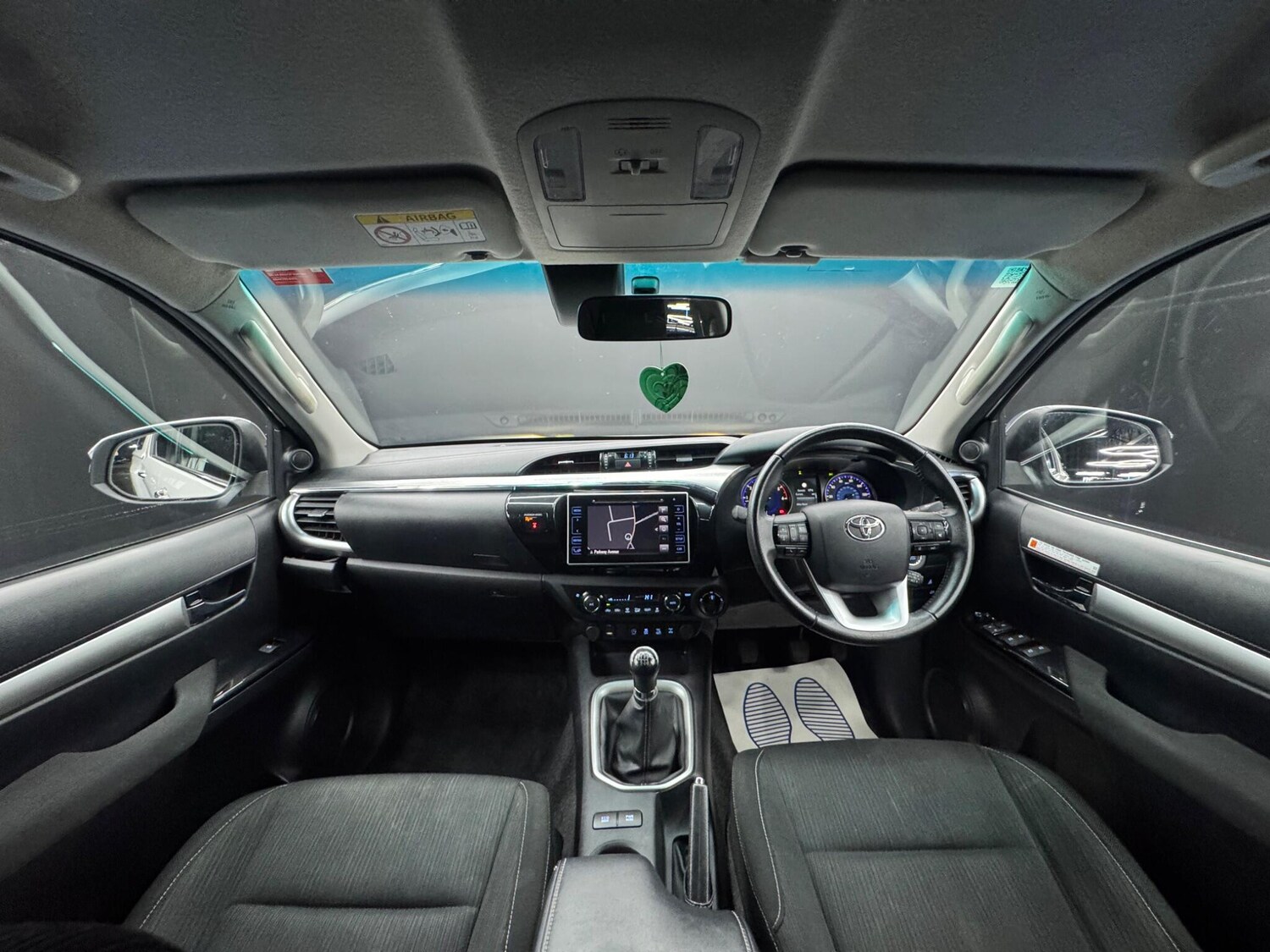 Used Toyota Hilux 2020 for sale - 77853230: Photo 17