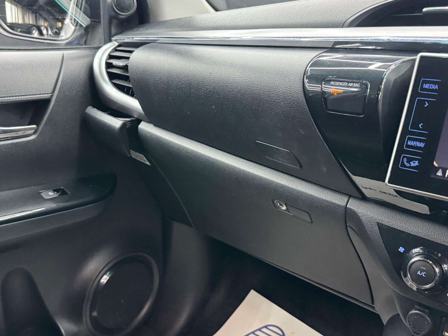 Used Toyota Hilux 2020 for sale - 77853230: Photo 31