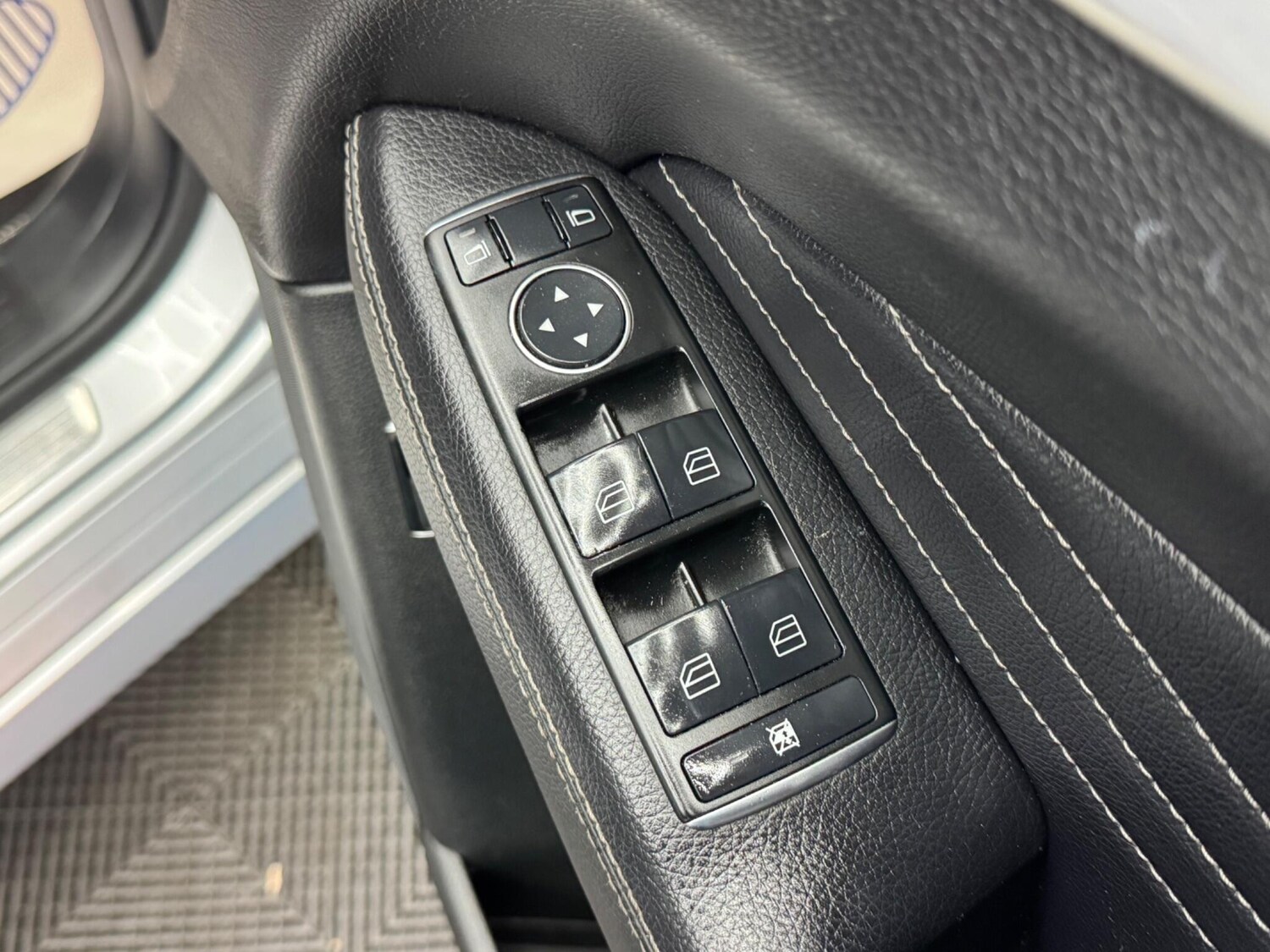 Used Mercedes-Benz M-Class 2014 for sale - 76041681: Photo 37
