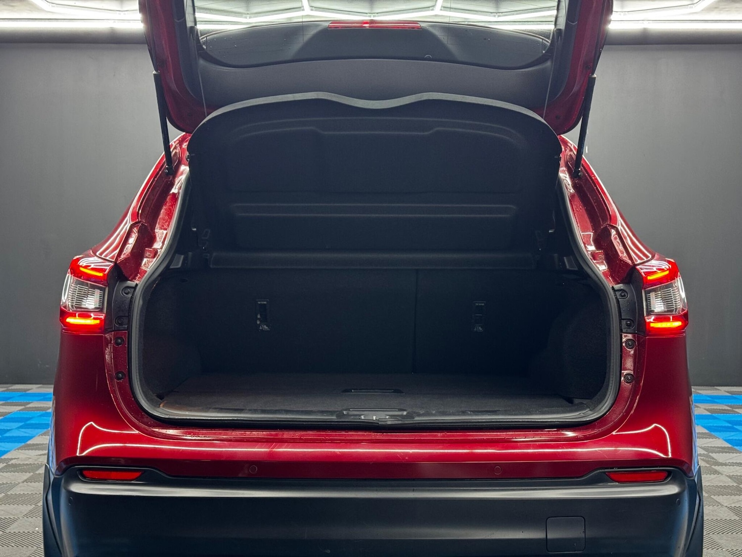 Used Nissan Qashqai 2018 for sale - 76498663: Photo 36