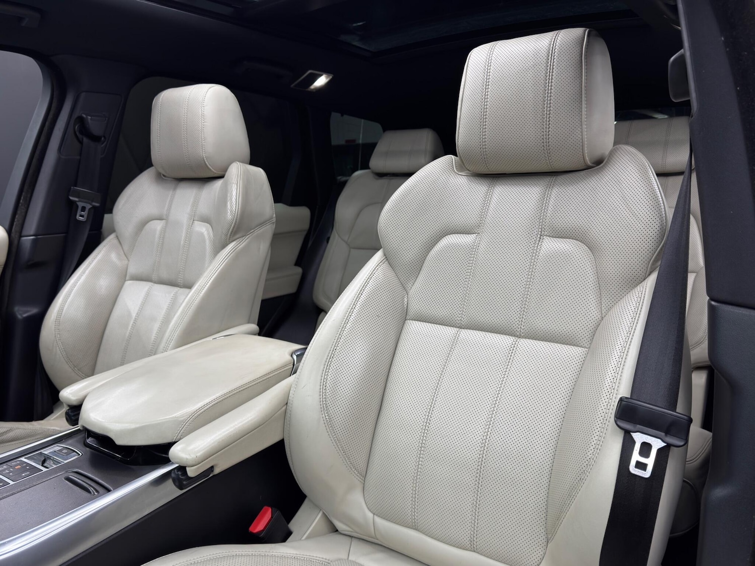 Used Land Rover Range Rover Sport 2014 for sale - 77230069: Photo 14