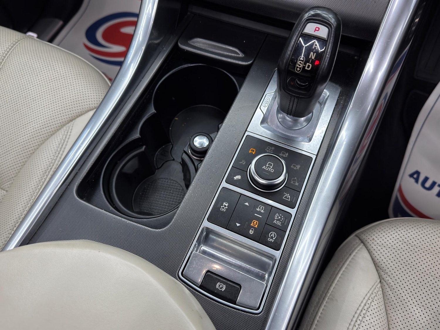 Used Land Rover Range Rover Sport 2014 for sale - 77230069: Photo 25