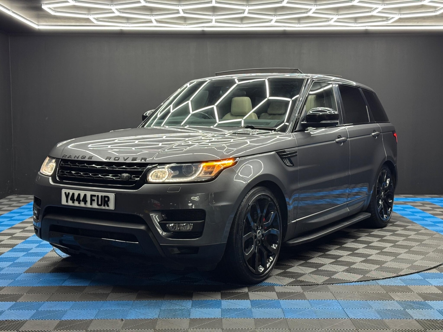 Used Land Rover Range Rover Sport 2014 for sale - 77230069: Photo 3