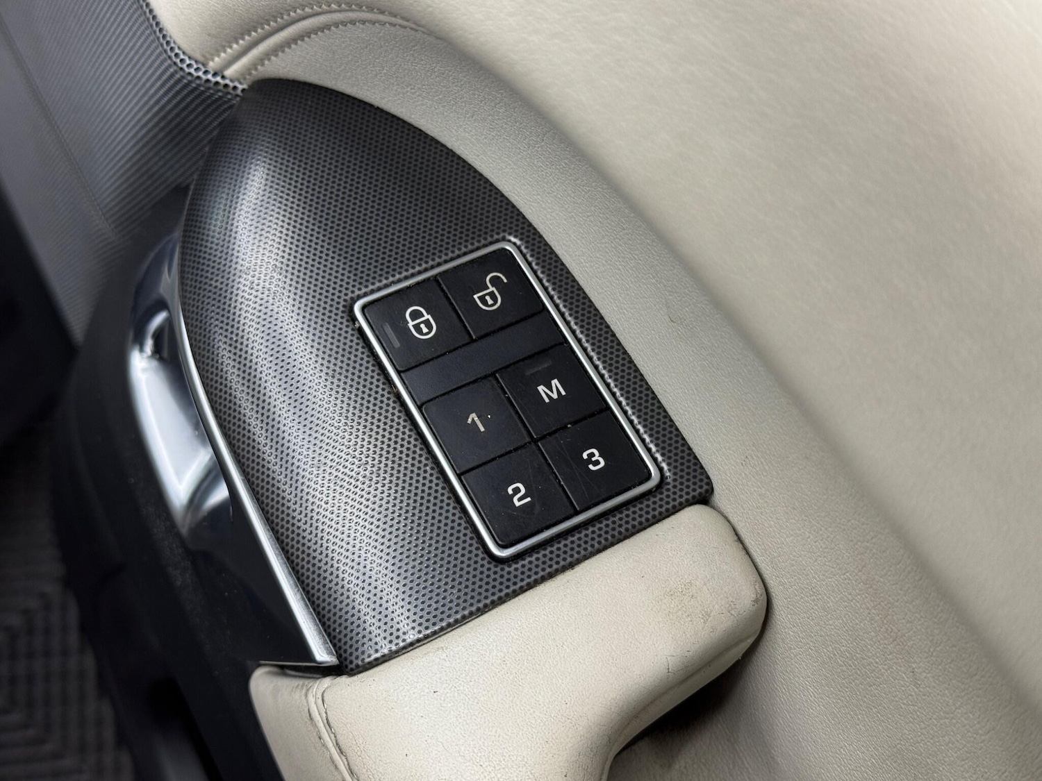 Used Land Rover Range Rover Sport 2014 for sale - 77230069: Photo 43