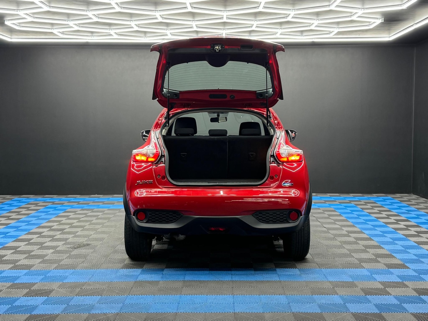 Used Nissan Juke 2014 for sale - 76472282: Photo 27