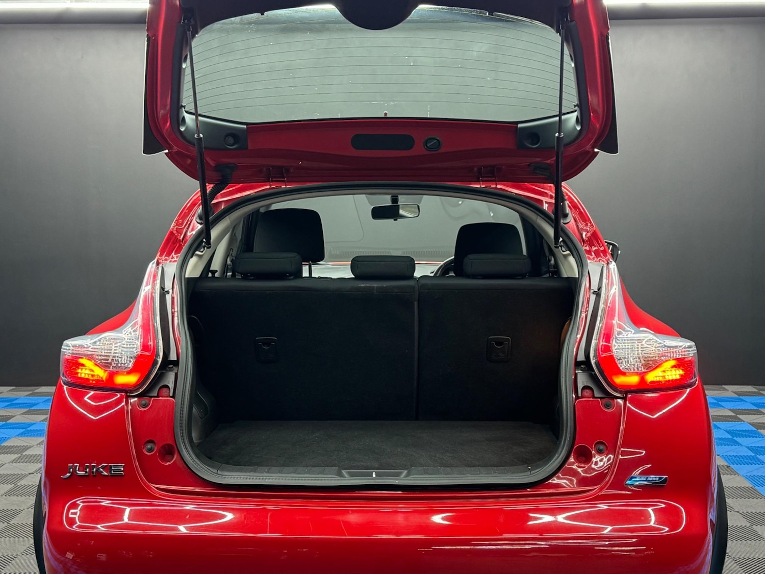 Used Nissan Juke 2014 for sale - 76472282: Photo 28