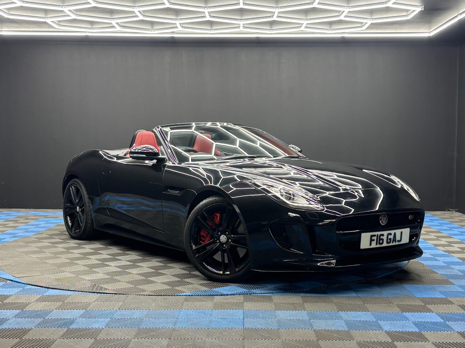 Used Jaguar F-Type 2014 for sale - 76952658: Photo 1
