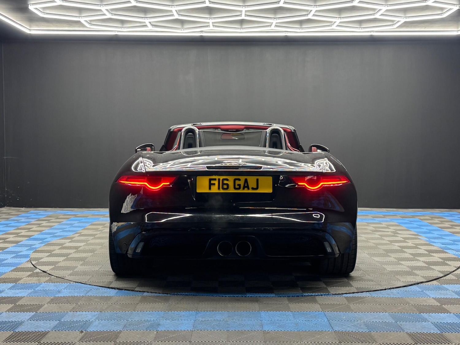 Used Jaguar F-Type 2014 for sale - 76952658: Photo 6