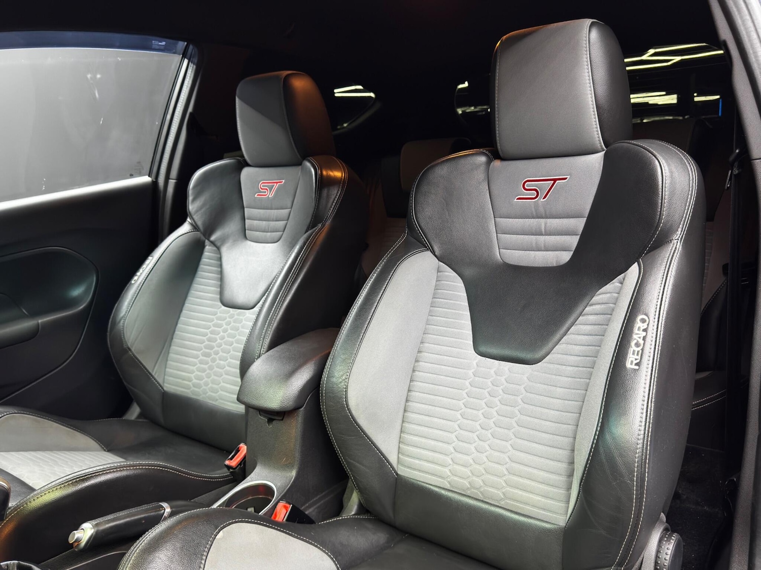 Used Ford Fiesta 2016 for sale - 76511772: Photo 14