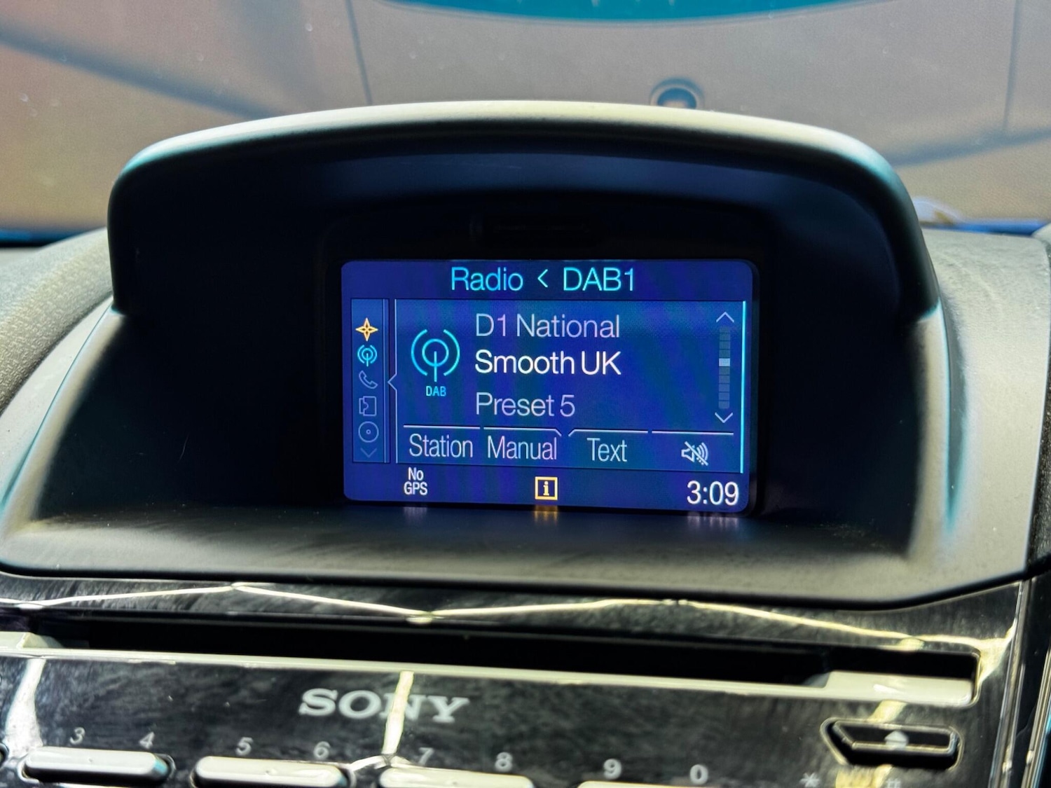 Used Ford Fiesta 2016 for sale - 76511772: Photo 28