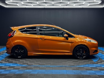 Used Ford Fiesta 2016 for sale - 76511772: Photo