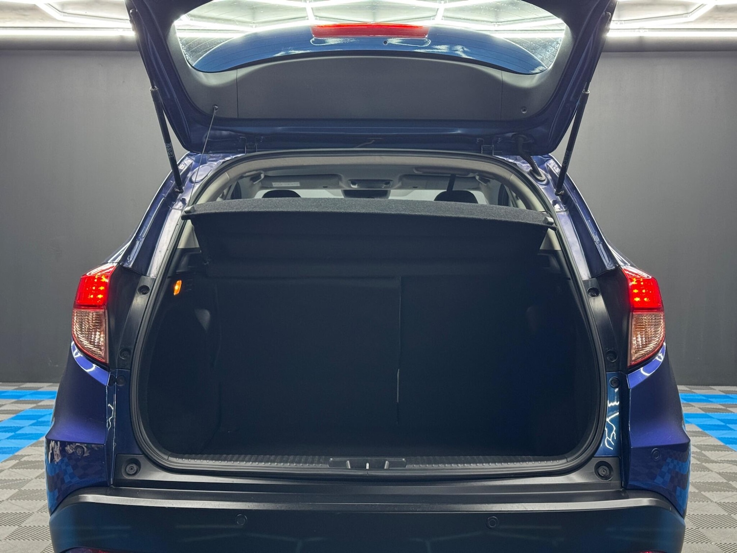 Used Honda HR-V 2016 for sale - 77049677: Photo 34