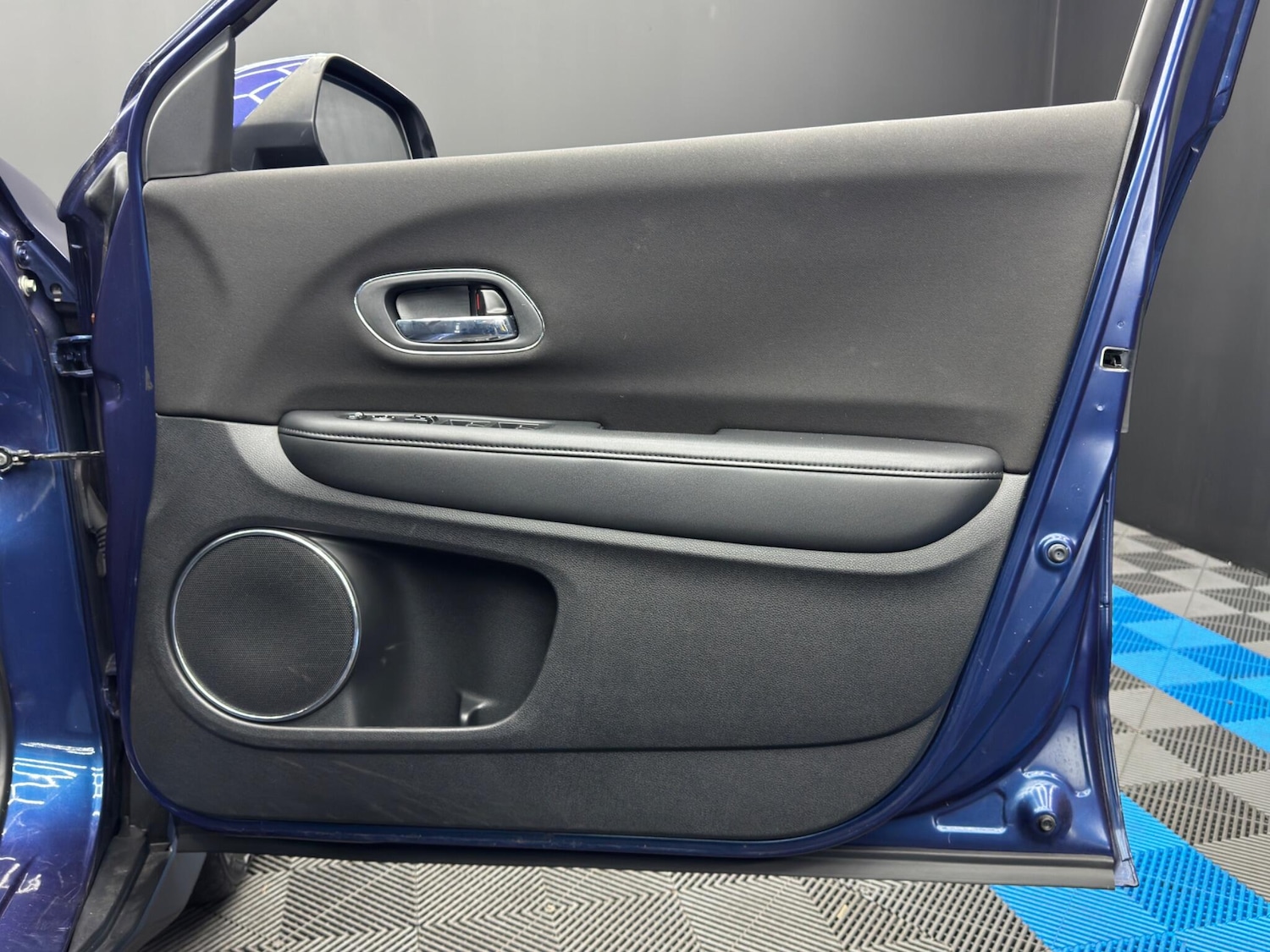 Used Honda HR-V 2016 for sale - 77049677: Photo 35