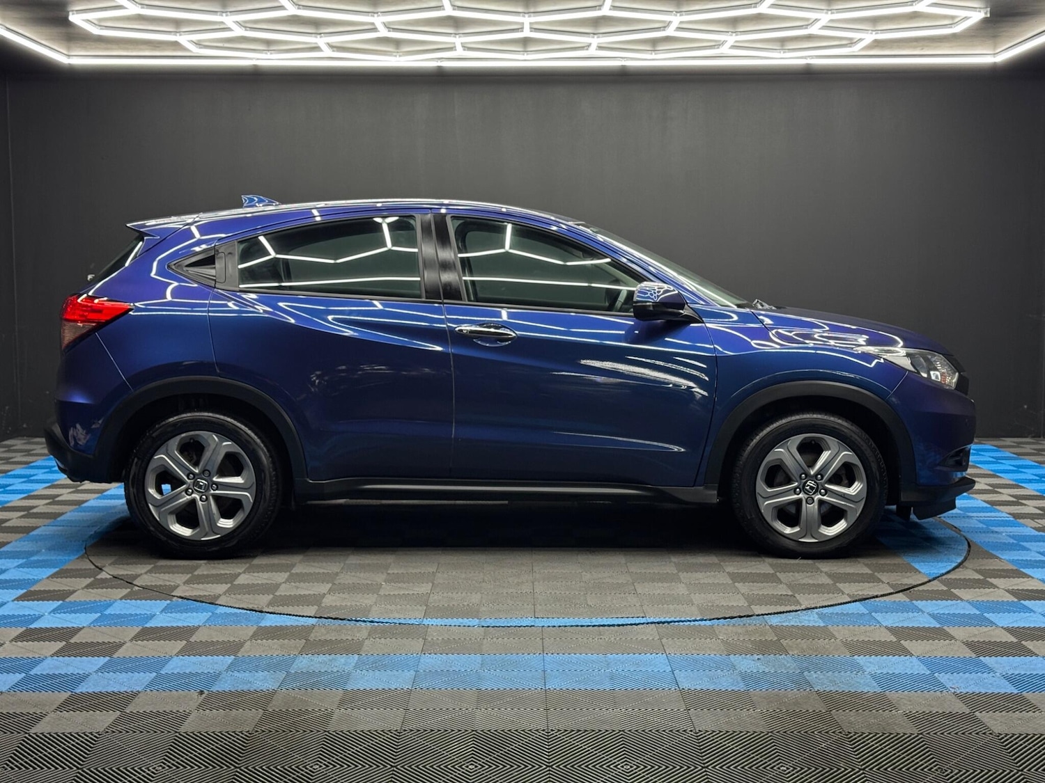 Used Honda HR-V 2016 for sale - 77049677: Photo 4