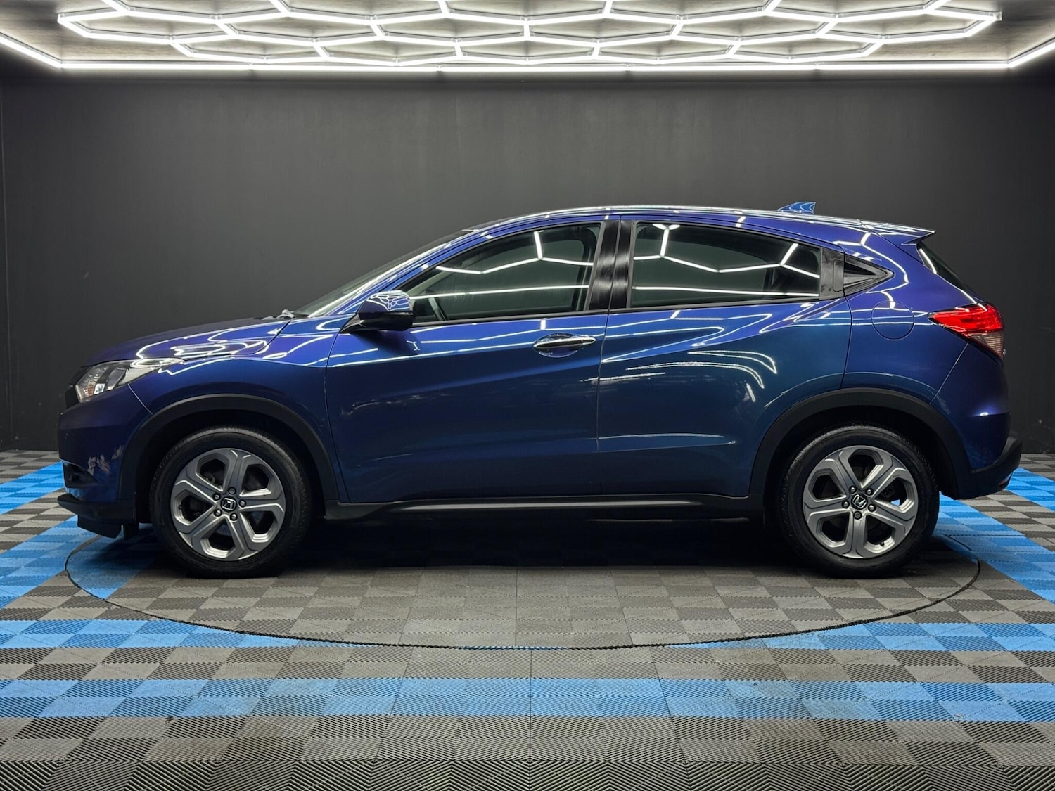 Used Honda HR-V 2016 for sale - 77049677: Photo 8