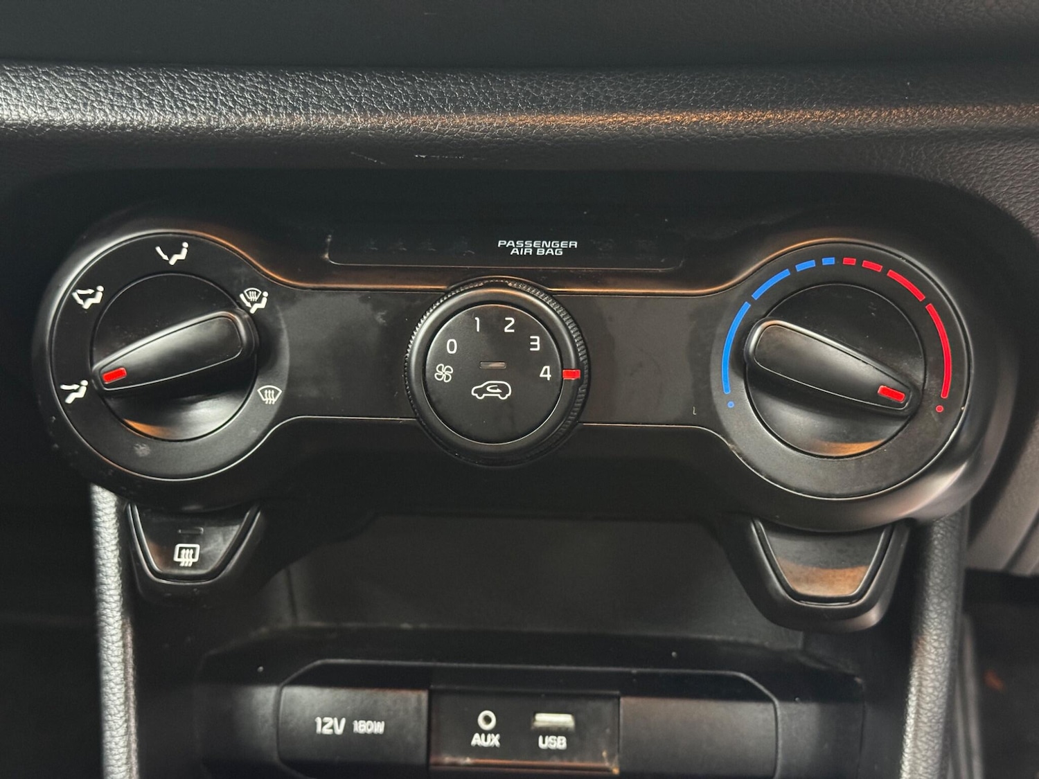 Used Kia Picanto 2018 for sale - 77524392: Photo 24