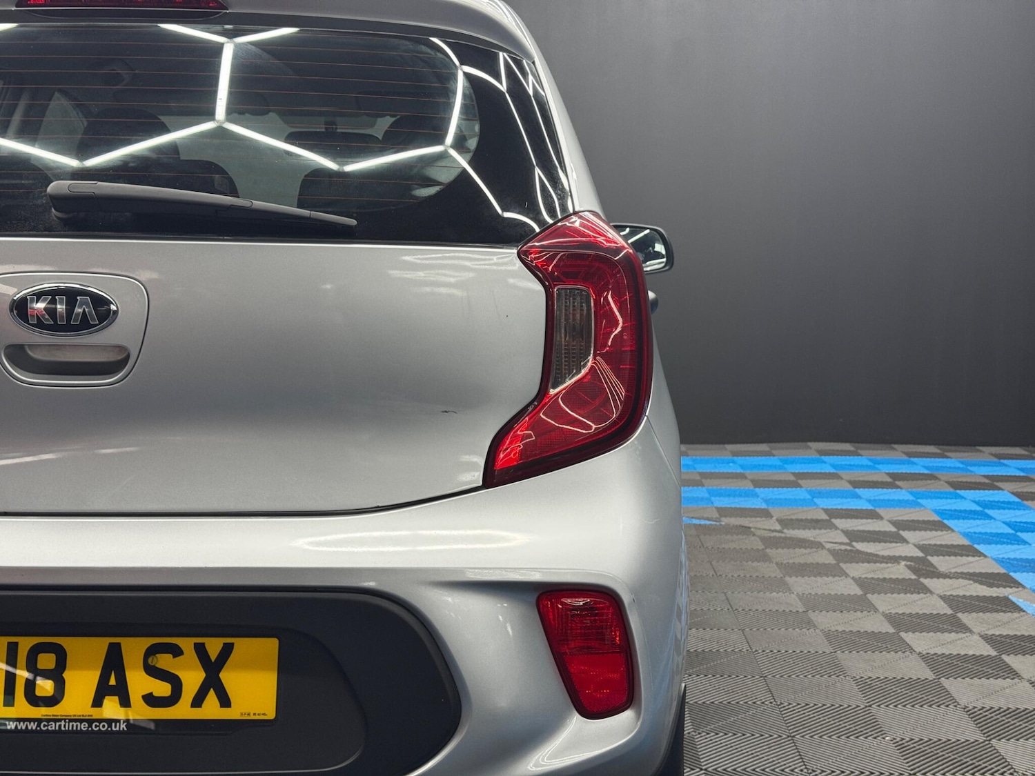 Used Kia Picanto 2018 for sale - 77524392: Photo 32