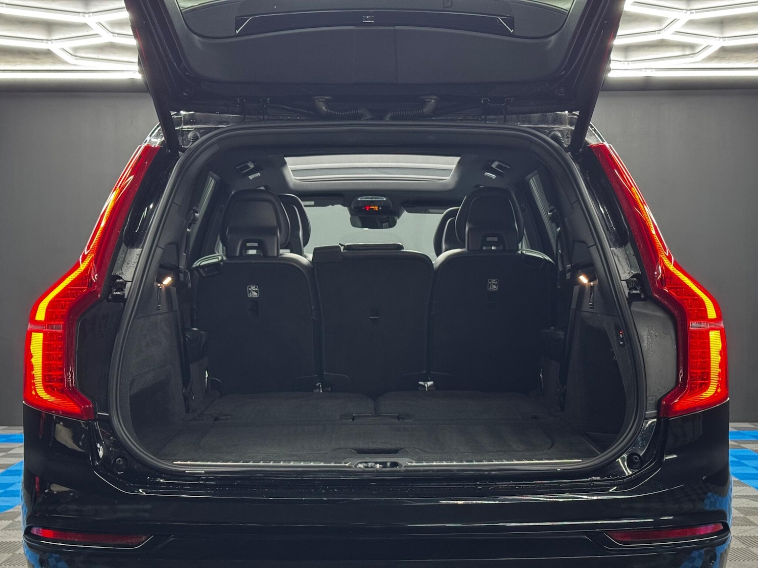 Used Volvo XC90 2018 for sale - 76472654: Photo 41