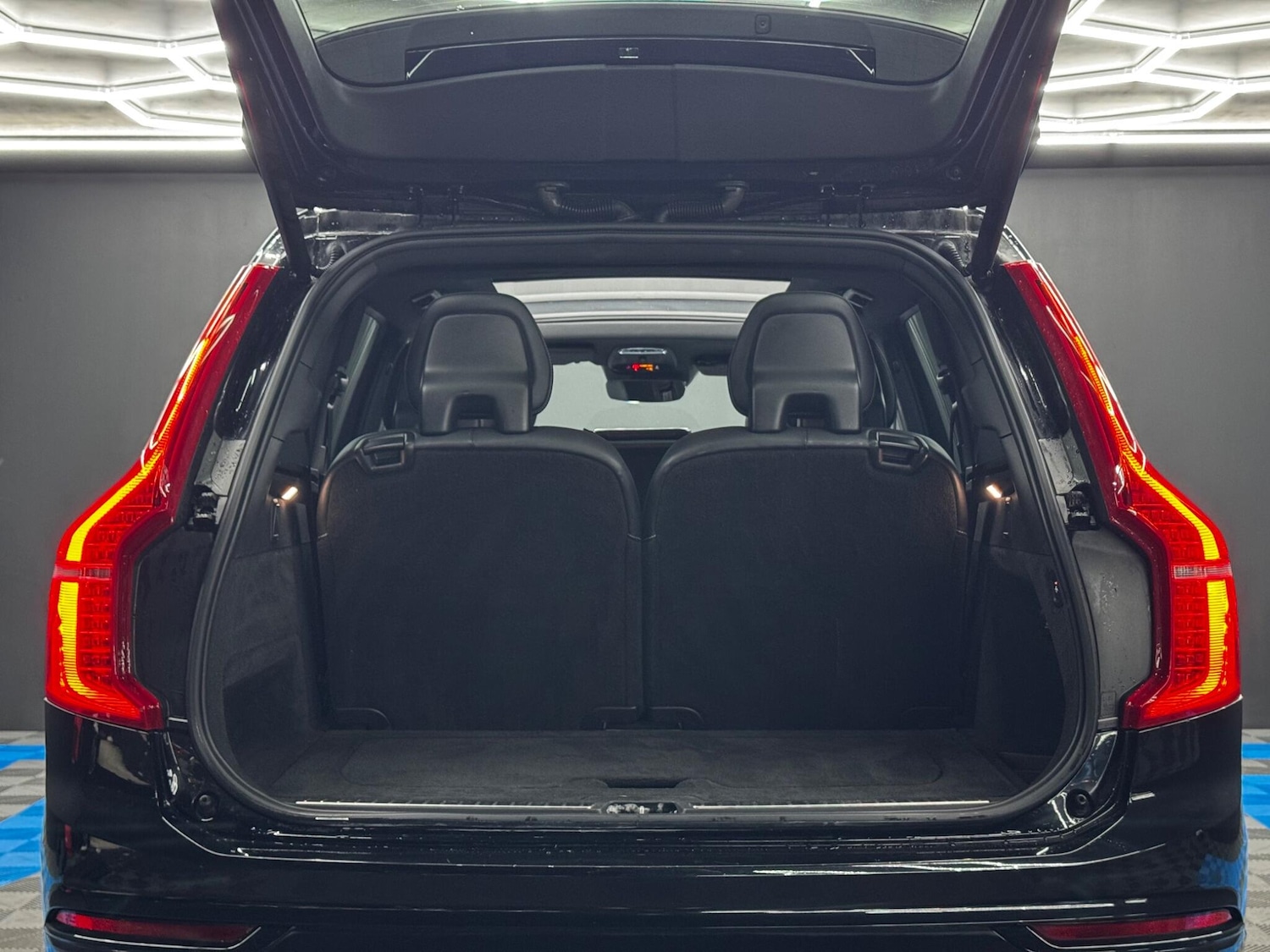 Used Volvo XC90 2018 for sale - 76472654: Photo 42