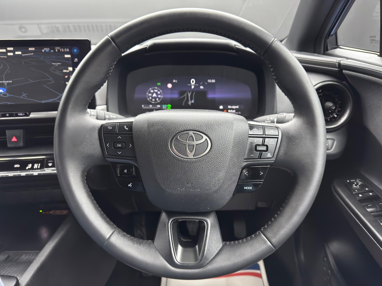 Used Toyota C-HR for sale - 77549280: Photo 19