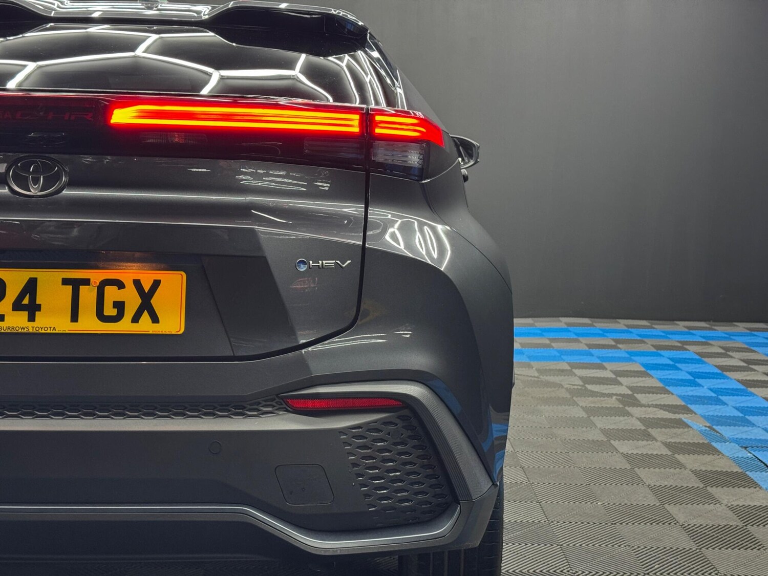 Used Toyota C-HR for sale - 77549280: Photo 42