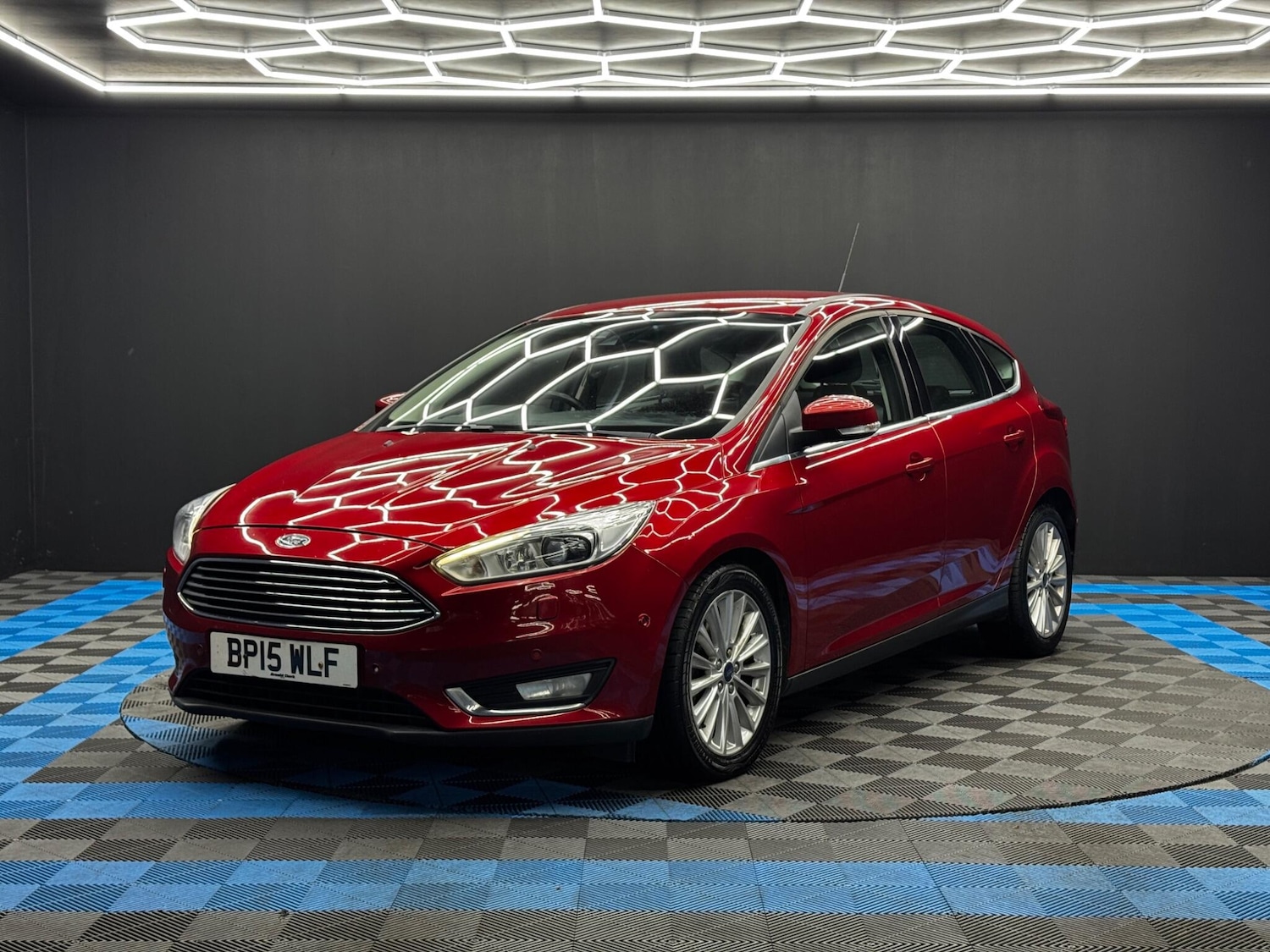 Used Ford Focus 2015 for sale - 76671364: Photo 3