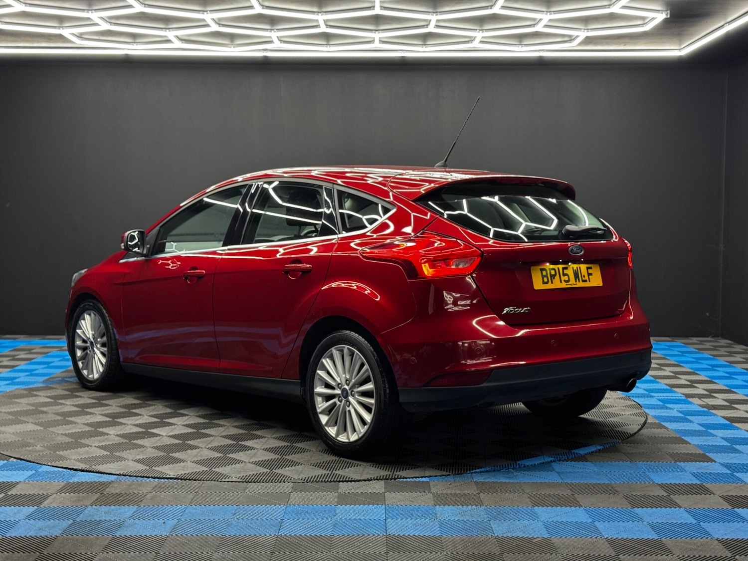 Used Ford Focus 2015 for sale - 76671364: Photo 7