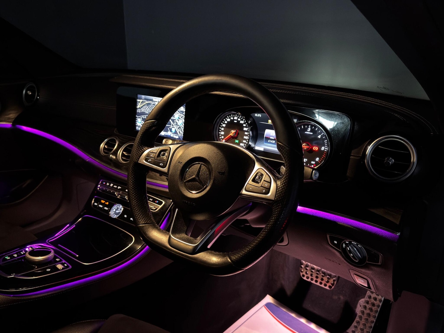 Used Mercedes-Benz E Class for sale - 77957651: Photo 10